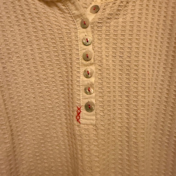 Free People Misteltoe Thermal Top Cuff Thermal NWOT SOLD OUT ONLINE - Picture 10 of 10